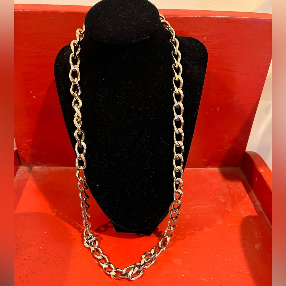 Loft Necklace